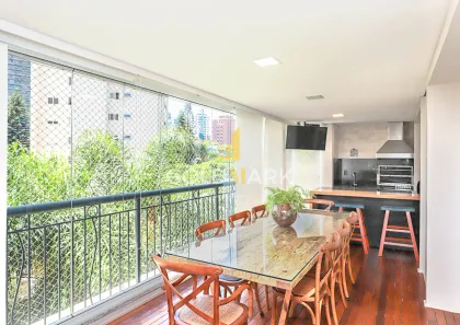 Apartamento com 3 Quartos à venda, 226m² no Vila Nova Conceição, São Paulo