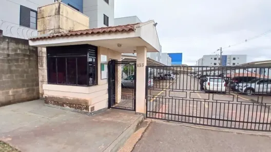 Apartamento com 2 Quartos para alugar, 40m² no São Pedro, Londrina