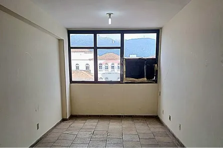 Sala Comercial à venda, 32m² no Vila Isabel, Rio de Janeiro