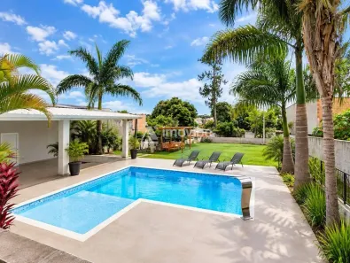 Fazenda/Sítio com 4 Quartos à venda, 196m² no Jardim Brasil, Americana