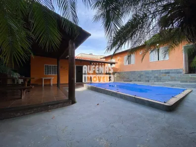 Casa com 4 Quartos à venda, 180m² no Chácaras Califórnia, Contagem