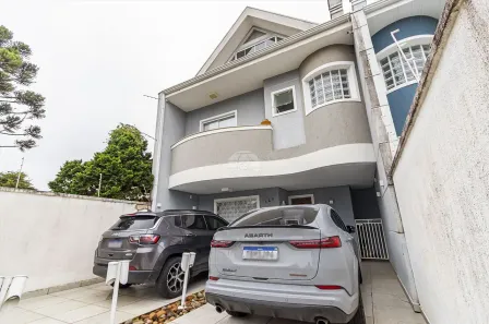 Sobrado com 3 Quartos à venda, 192m² no Tarumã, Curitiba