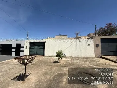 Casa com 2 Quartos à venda, 200m² no Jardim Privê das Caldas, Caldas Novas