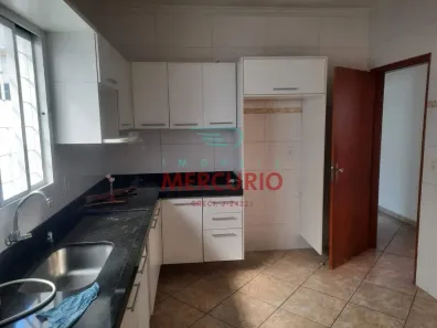 Casa com 3 Quartos à venda, 200m² no Vila Industrial, Bauru
