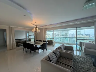 Apartamento com 3 Quartos à venda, 244m² no Alphaville Centro Industrial e Empresarial/Alphaville., Barueri