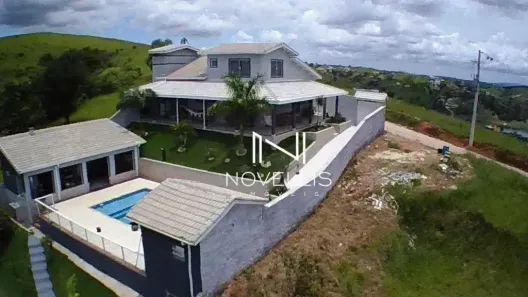Casa de Condomínio com 2 Quartos para alugar, 1140m² no Centro, Igaratá