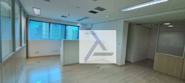 Sala Comercial para alugar, 100m² no Jardim Edith, São Paulo
