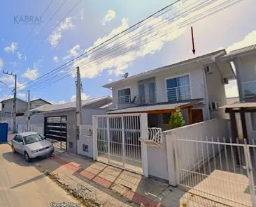Sobrado com 2 Quartos para alugar, 67m² no Bela Vista, Palhoça