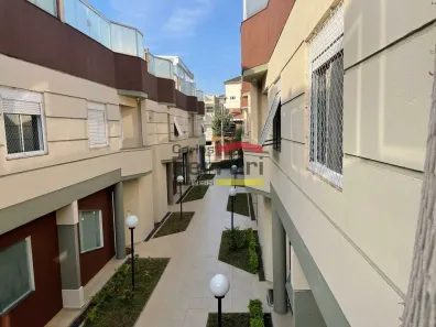 Casa de Condomínio com 3 Quartos à venda, 200m² no Vila Mariza Mazzei, São Paulo