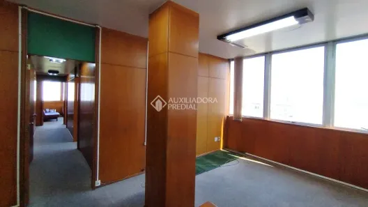 Sala Comercial à venda, 170m² no Centro Histórico, Porto Alegre