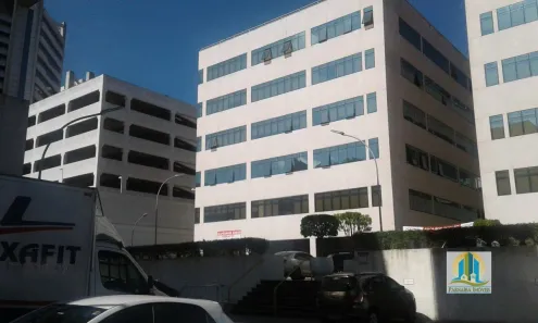 Sala Comercial para alugar, 1650m² no Alphaville Industrial, Barueri