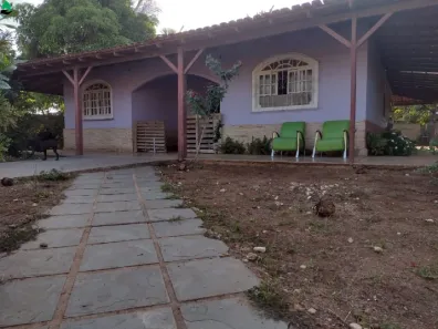 Casa com 4 Quartos à venda, 560m² no Nova Almeida Centro, Serra