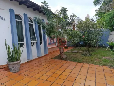 Casa com 4 Quartos à venda, 340m² no Zona 02, Maringá