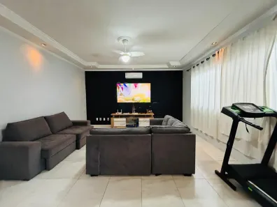 Casa com 4 Quartos à venda, 180m² no Cajuru, Cajuru