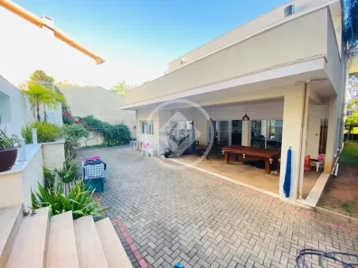 Casa de Condomínio com 4 Quartos à venda, 341m² no Marambaia, Vinhedo