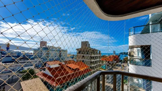 Apartamento com 2 Quartos para alugar, 80m² no Centro, Bombinhas
