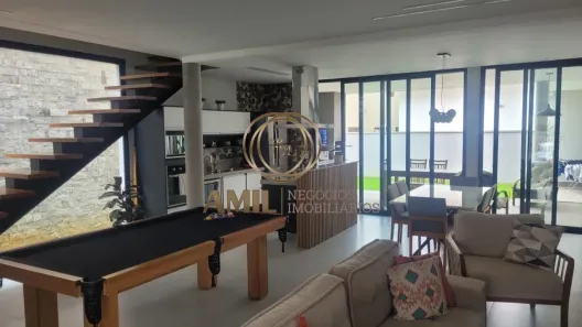 Sobrado com 4 Quartos à venda, 242m² no Urbanova I, São José dos Campos
