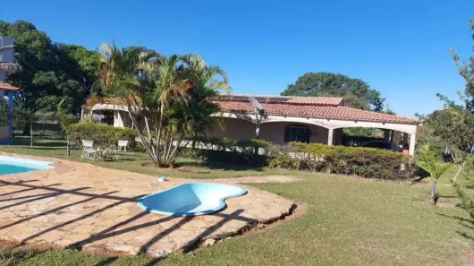 Fazenda/Sítio com 4 Quartos à venda, 80000m² no Vila São José, Brasília