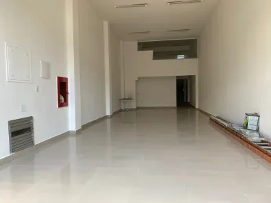Ponto Comercial para alugar, 116m² no Vila Isabel, Rio de Janeiro