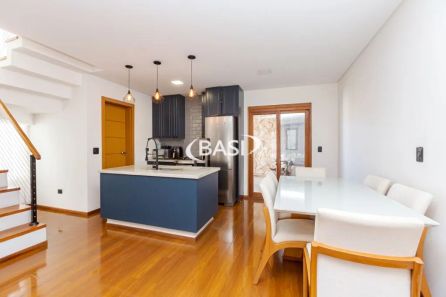 Casa de Condomínio com 3 Quartos à venda, 136m² no Pinheirinho, Curitiba