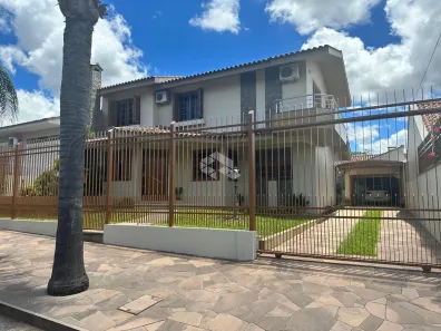 Casa com 4 Quartos à venda, 231m² no São José, Santa Maria