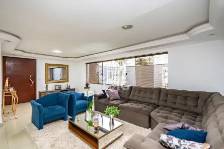 Casa com 3 Quartos à venda, 136m² no Seminário, Curitiba