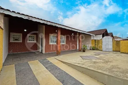 Casa com 3 Quartos à venda, 121m² no Josedy, Peruíbe