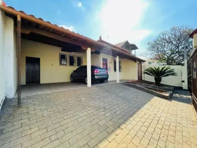 Casa com 3 Quartos à venda, 360m² no Santa Mônica, Belo Horizonte