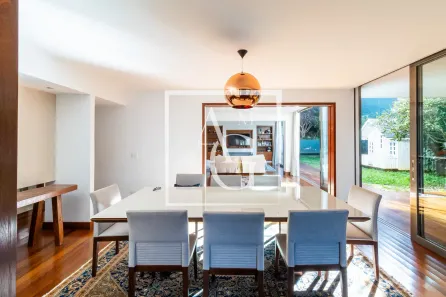 Casa com 4 Quartos para venda ou aluguel, 700m² no Jardim Guedala, São Paulo