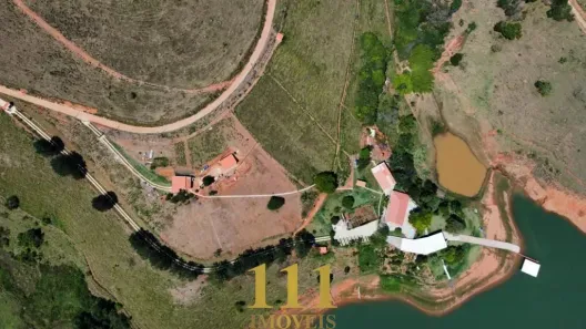 Fazenda/Sítio com 3 Quartos à venda, 1500m² no Freitas, São José dos Campos