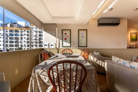 Apartamento com 3 Quartos à venda, 112m² no Mont Serrat, Porto Alegre