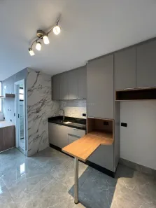 Apartamento com 1 Quarto para alugar, 18m² no Zona 07, Maringá