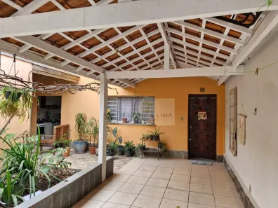 Casa com 3 Quartos à venda, 200m² no Parque São Luís, Taubaté