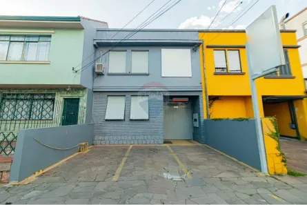 Imóvel Comercial com 3 Quartos à venda, 650m² no São Geraldo, Porto Alegre