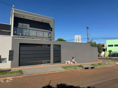 Casa com 3 Quartos à venda, 140m² no Parque Residencial Joaquim Toledo Piza, Londrina