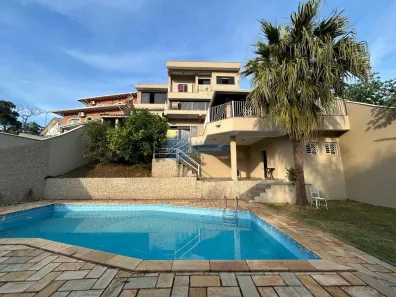 Casa com 5 Quartos à venda, 450m² no Centro, São Roque