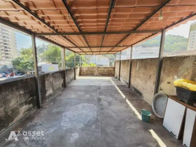 Casa com 5 Quartos para alugar, 282m² no Santa Rosa, Niterói