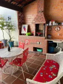Sobrado com 3 Quartos à venda, 180m² no Jardim Itapeva, São Paulo