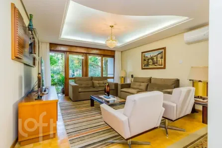 Apartamento com 3 Quartos à venda, 174m² no Mont Serrat, Porto Alegre