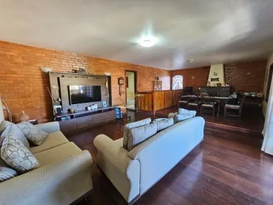Casa com 3 Quartos à venda, 217m² no Barra do Imbuí, Teresópolis