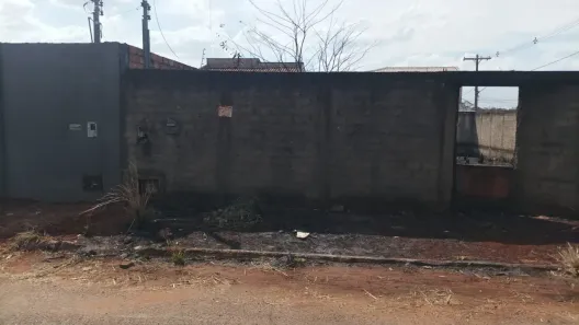 Lote/Terreno à venda, 337m² no Jardim Gramado, Goiânia