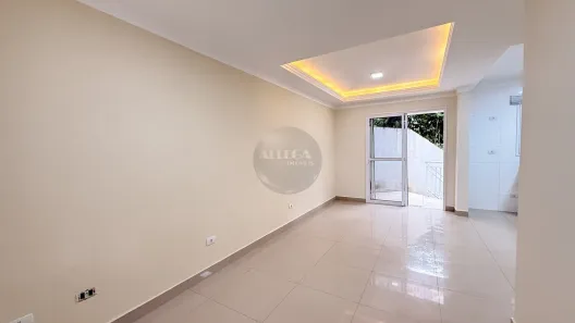 Casa de Condomínio com 3 Quartos para alugar, 117m² no Campo Comprido, Curitiba