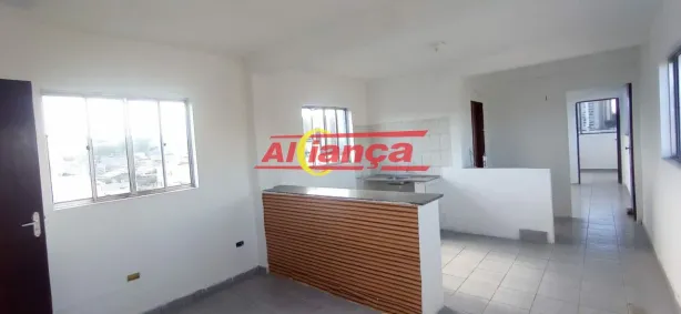 Casa com 2 Quartos para alugar, 75m² no Jardim Baruch, Guarulhos