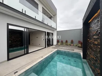 Sobrado com 4 Quartos à venda, 258m² no Jardim Munique, Maringá