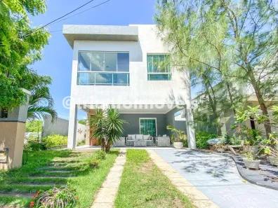 Casa de Condomínio com 5 Quartos à venda, 236m² no João XXIII, Parnaíba
