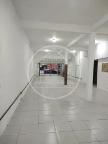 Ponto Comercial para alugar, 150m² no Parque América, São Paulo