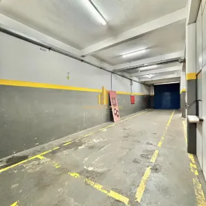 Galpão/Depósito/Armazém com 4 Quartos para alugar, 550m² no Jordanópolis, São Bernardo do Campo