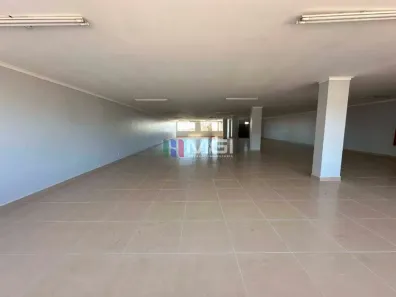 Prédio Comercial para alugar, 1126m² no Jardim das Esmeraldas, Goiânia