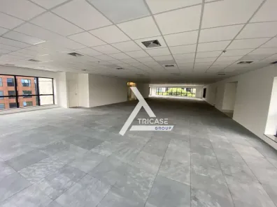 Sala Comercial para alugar, 400m² no Vila Olímpia, São Paulo
