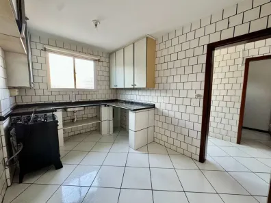 Apartamento com 3 Quartos para alugar, 104m² no Centro, Itajaí